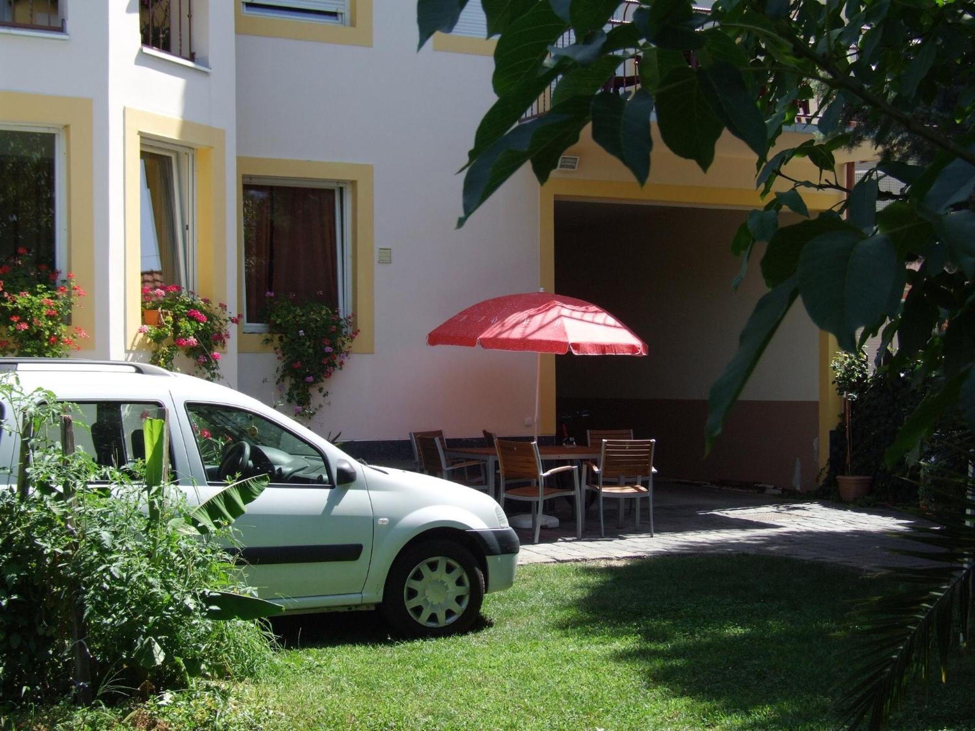 Apartment Revesz Harkány Quarto foto